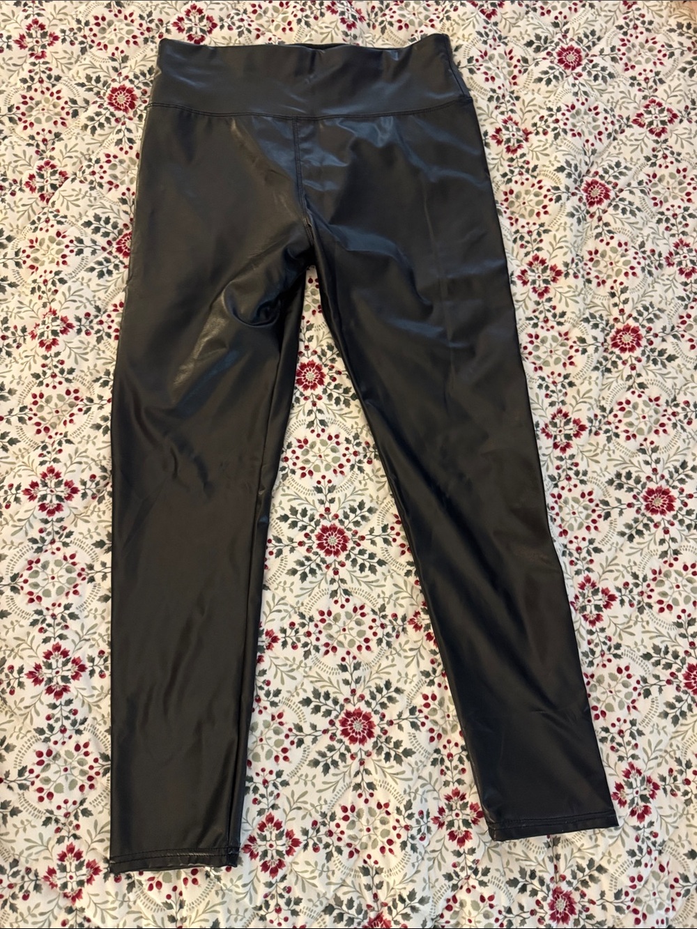 High-Waist Faux Leather Leggings - Black